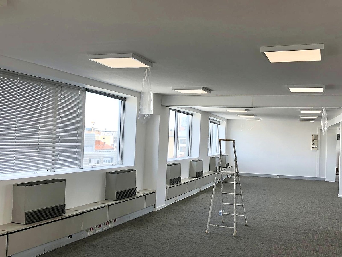 Locaux & entrepôts professionnels